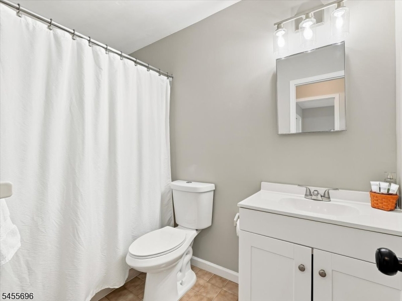 74 Freemont Ct Property Photo 15