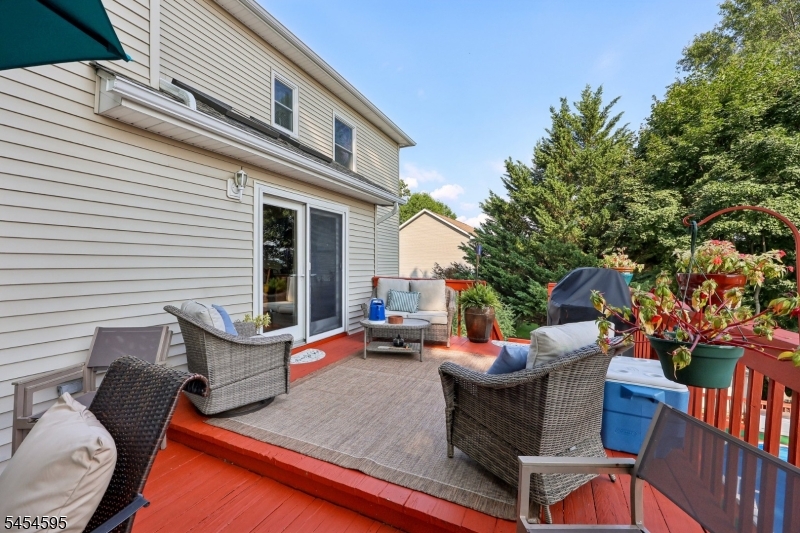 17 Rosenbrook Dr Property Photo 27