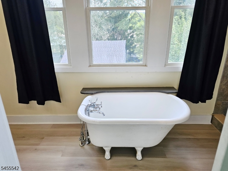 33 Drakestown Rd Property Photo 13