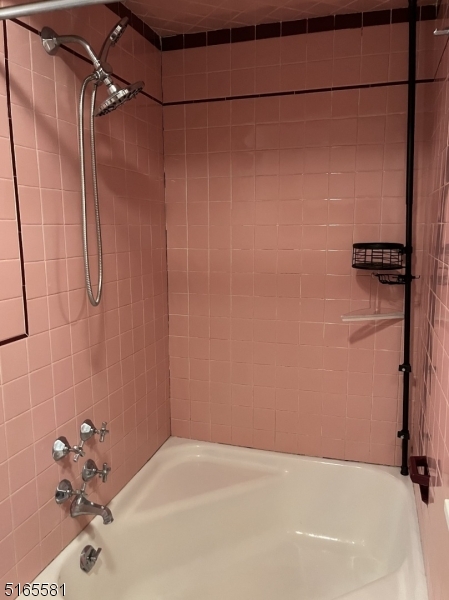 33 Drakestown Rd Property Photo 30
