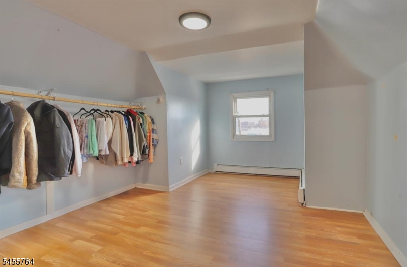 5 Salter Pl 1 Property Photo 5