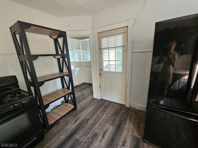 23 Elm St Property Photo 6