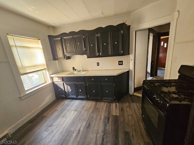 23 Elm St Property Photo 8