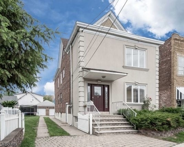 23 Market St Property Photo 1