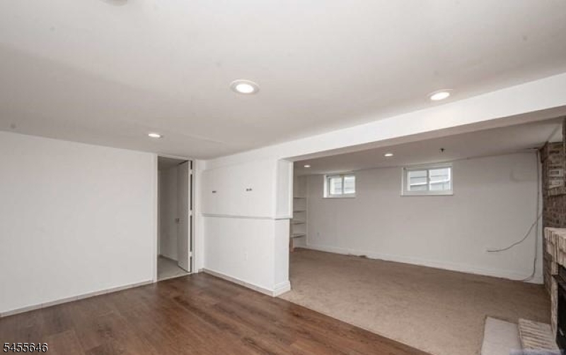 23 Market St Property Photo 15