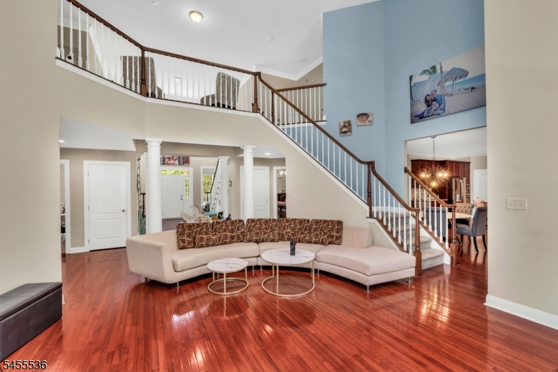 4 Sovereign Dr Property Photo 7
