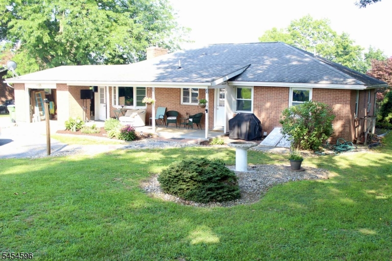 206 Ridge Rd Property Photo 2