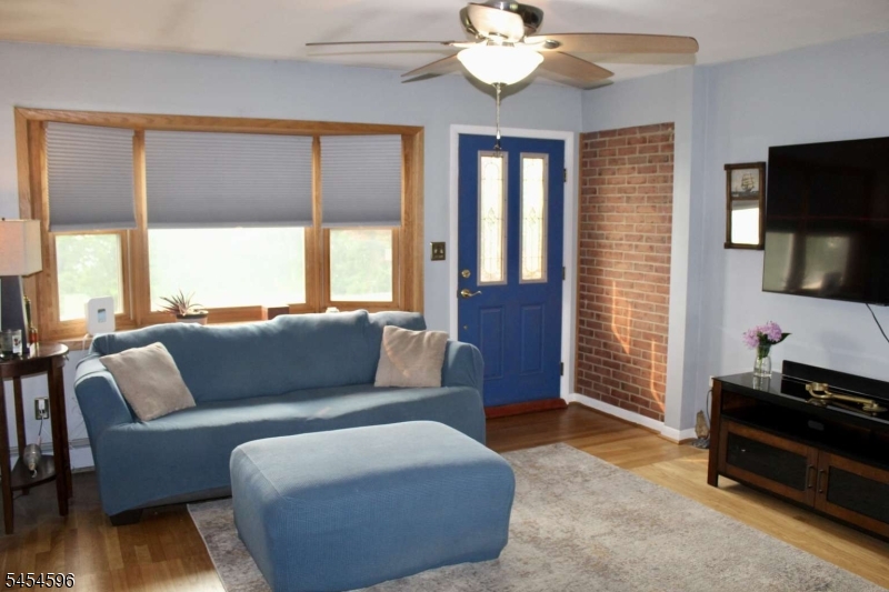 206 Ridge Rd Property Photo 3