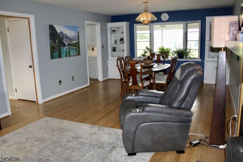 206 Ridge Rd Property Photo 4