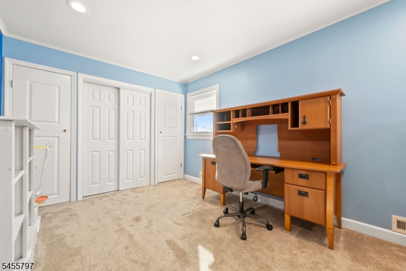 1328 Yurgel Dr Property Photo 6