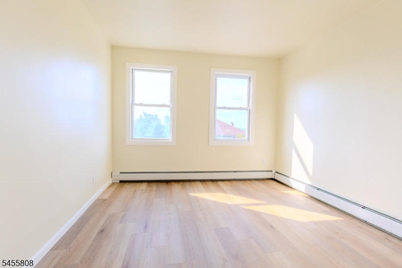 4312 Kennedy Blvd Property Photo 3