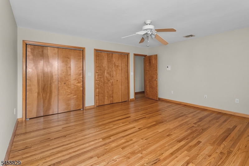 26 Mount Cedar Ave Property Photo 32