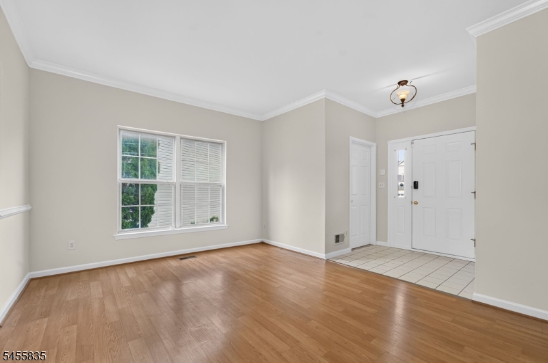 1304 Brian Circle Property Photo 3