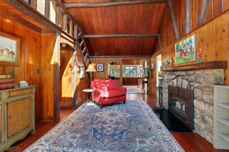 25 Park Rd Property Photo 5