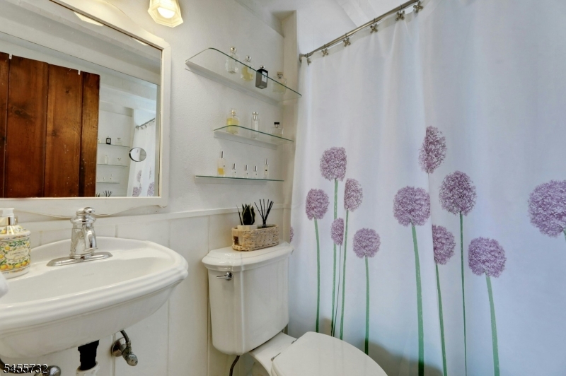 25 Park Rd Property Photo 19