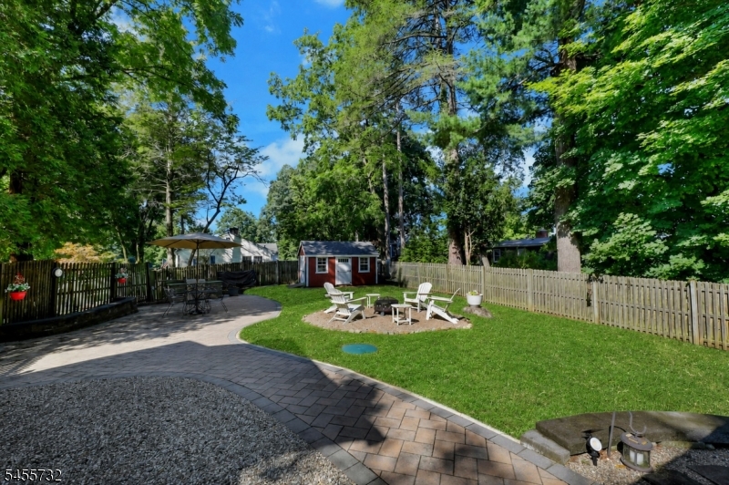 25 Park Rd Property Photo 28