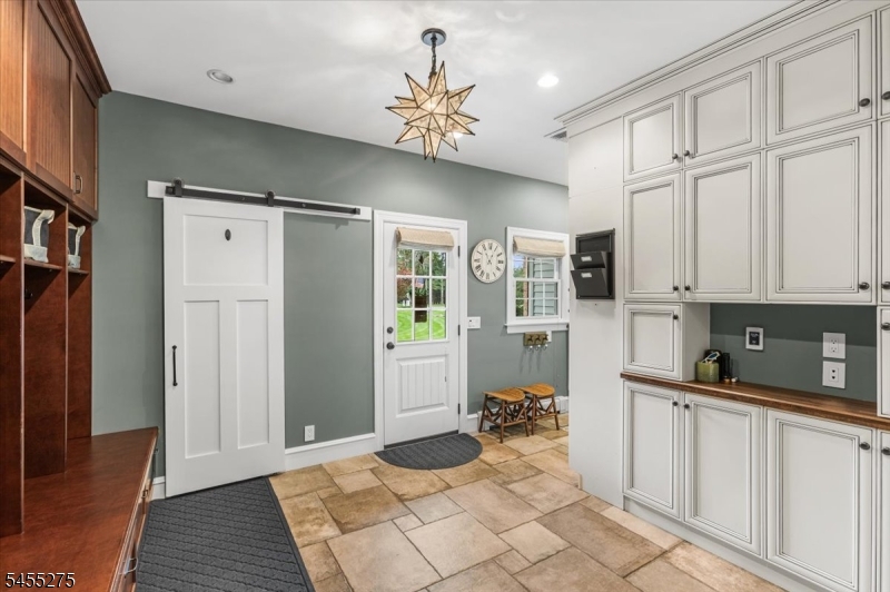 6 Prides Xing Property Photo 36