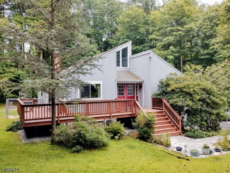 14 Tompkins Ct Property Photo 1