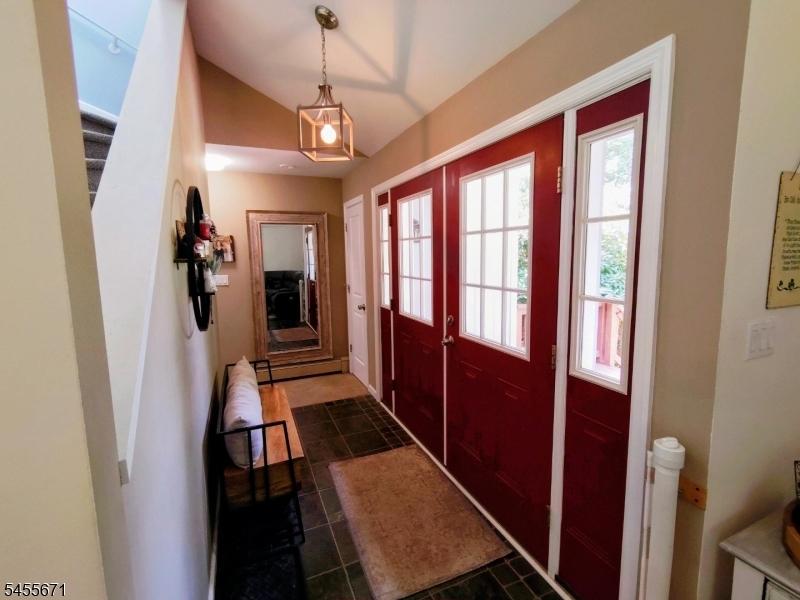 14 Tompkins Ct Property Photo 18
