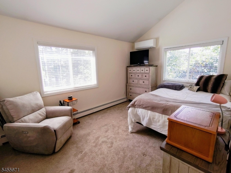 14 Tompkins Ct Property Photo 19