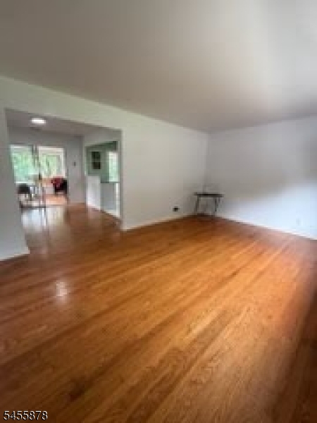 533 Ramapo Valley Rd Property Photo 6