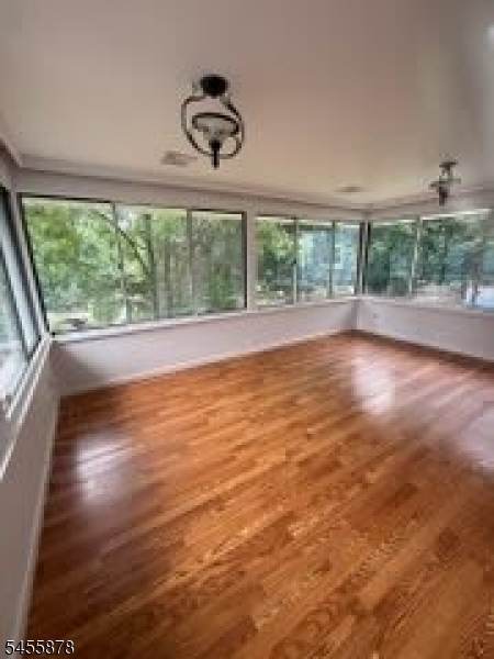 533 Ramapo Valley Rd Property Photo 8