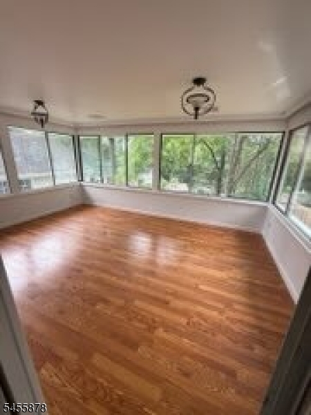 533 Ramapo Valley Rd Property Photo 9