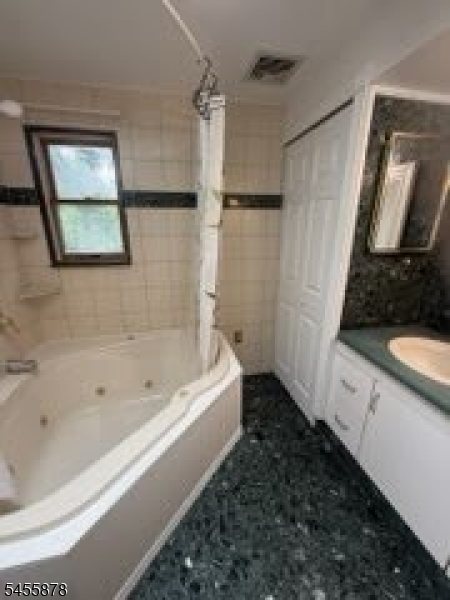 533 Ramapo Valley Rd Property Photo 28
