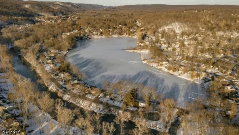 533 Ramapo Valley Rd Property Photo 46