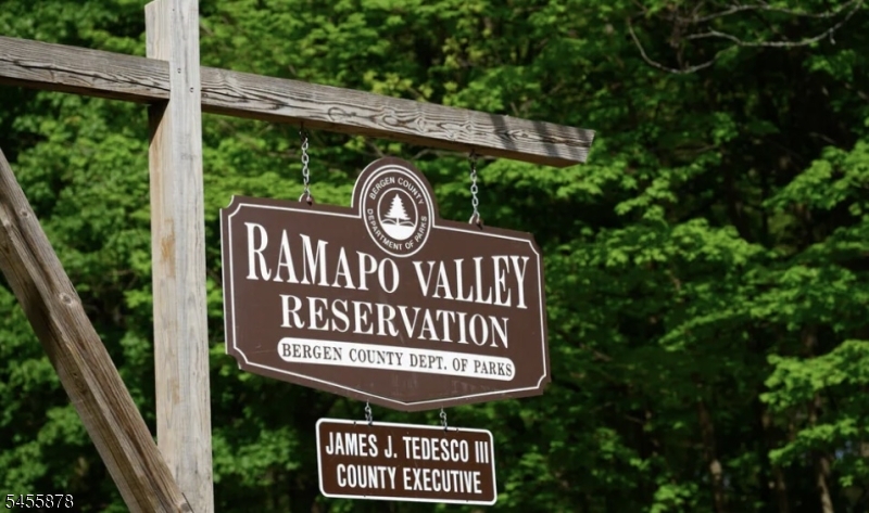 533 Ramapo Valley Rd Property Photo 47