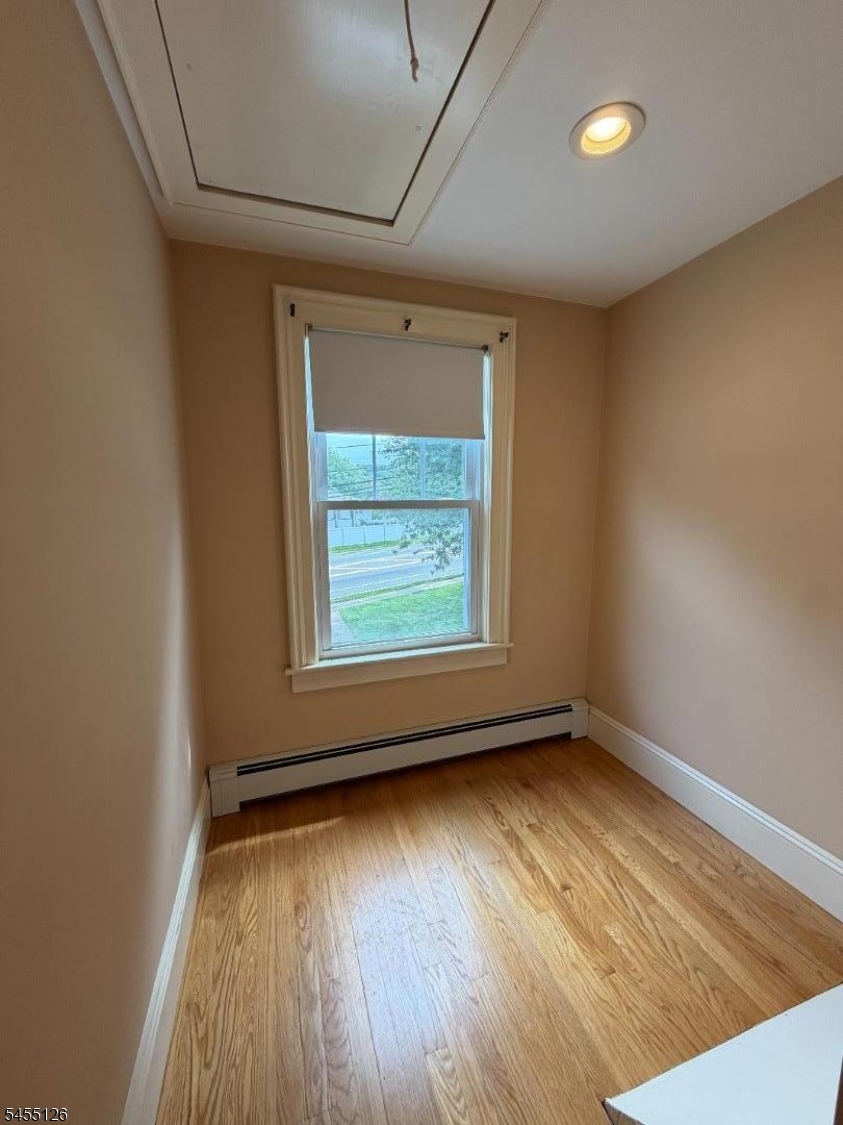 224 Pompton Ave 2 Property Photo 7