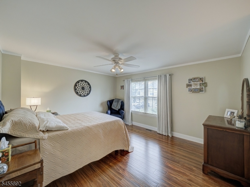 1102 Fox Hill Pl Property Photo 14