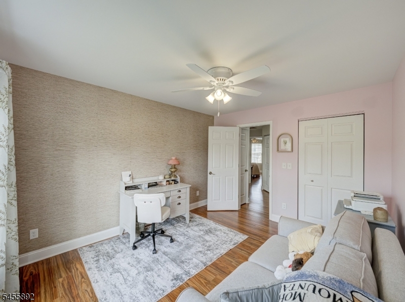 1102 Fox Hill Pl Property Photo 17