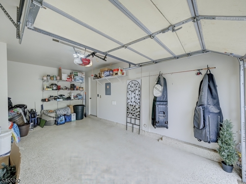 1102 Fox Hill Pl Property Photo 19