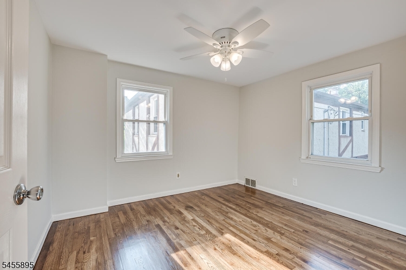 183 High St Property Photo 30