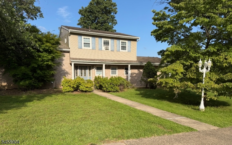 67 Coventry Rd