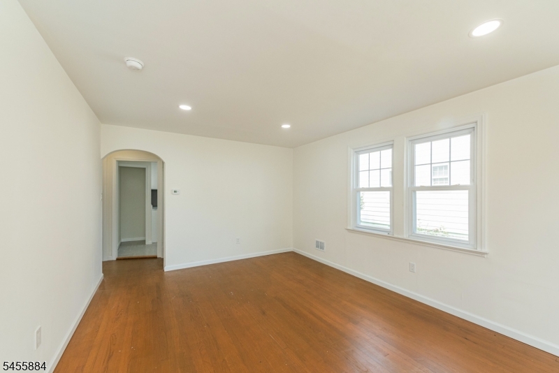 50 Birch St Property Photo 5