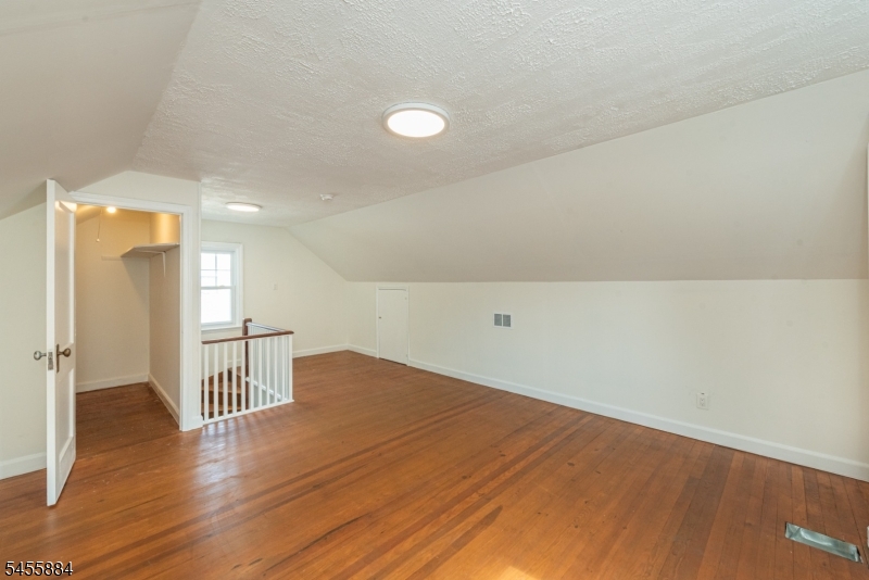 50 Birch St Property Photo 14