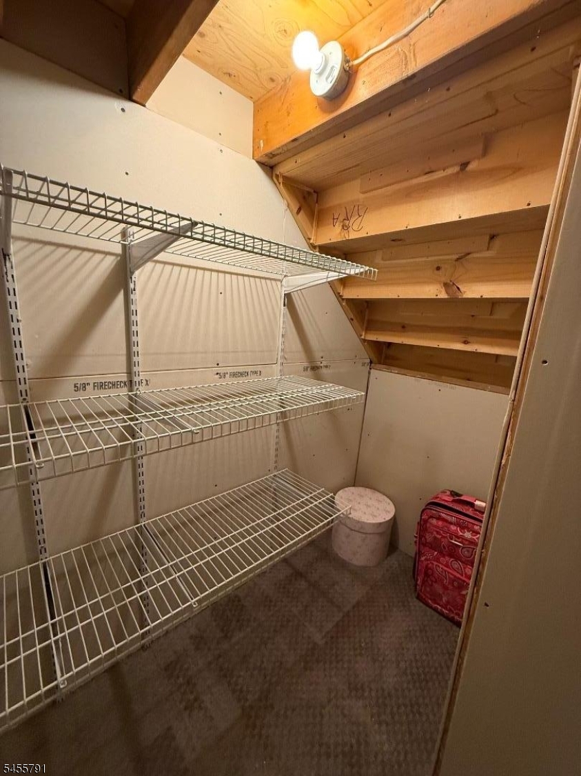 173 Terrace Ct /16 Property Photo 37