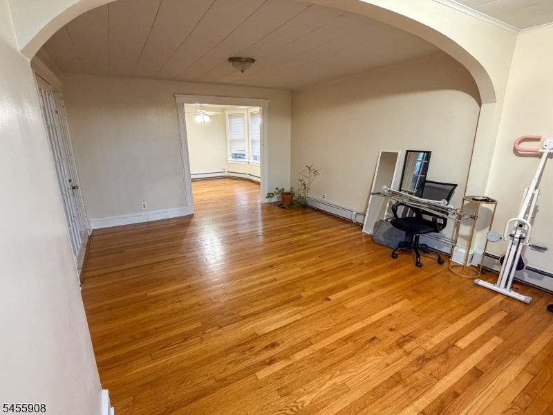 501 New York Ave Property Photo 3