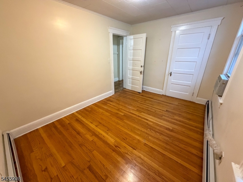 501 New York Ave Property Photo 8