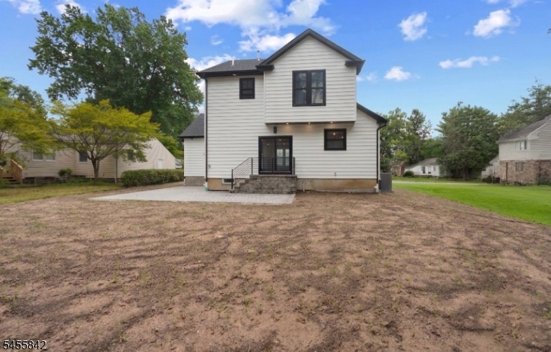 41 Lefke Ln Property Photo 4