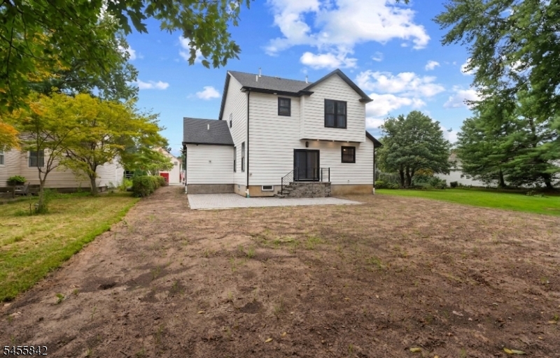 41 Lefke Ln Property Photo 5