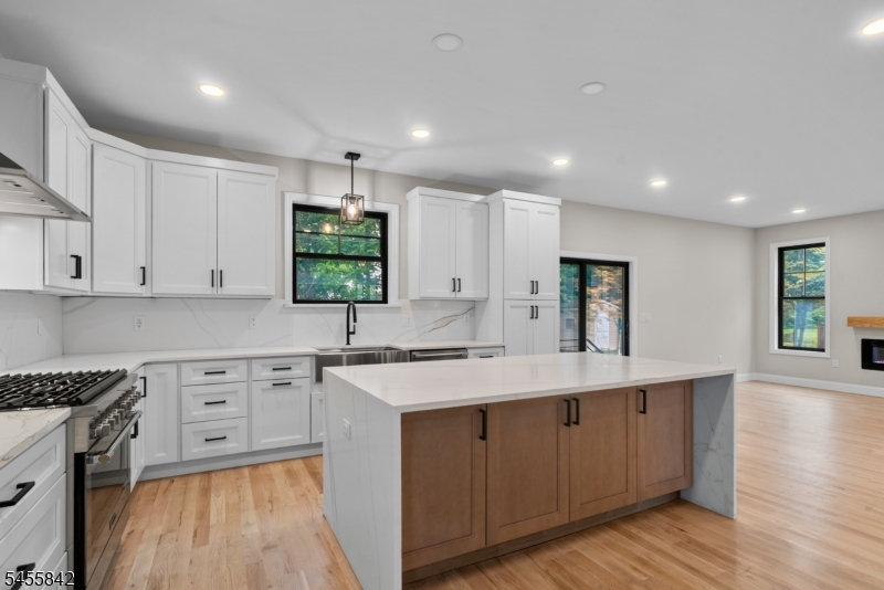 41 Lefke Ln Property Photo 11