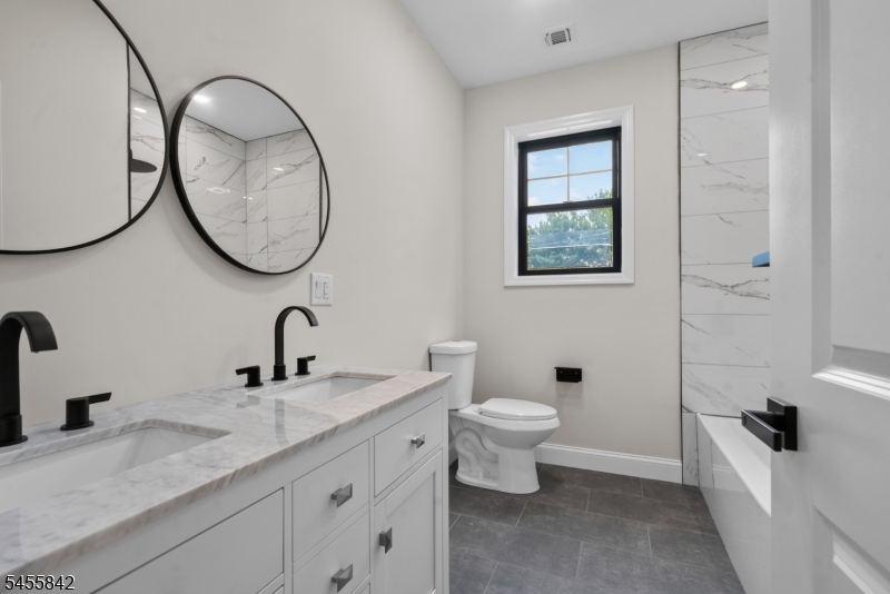 41 Lefke Ln Property Photo 17