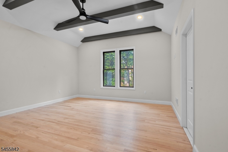 41 Lefke Ln Property Photo 19