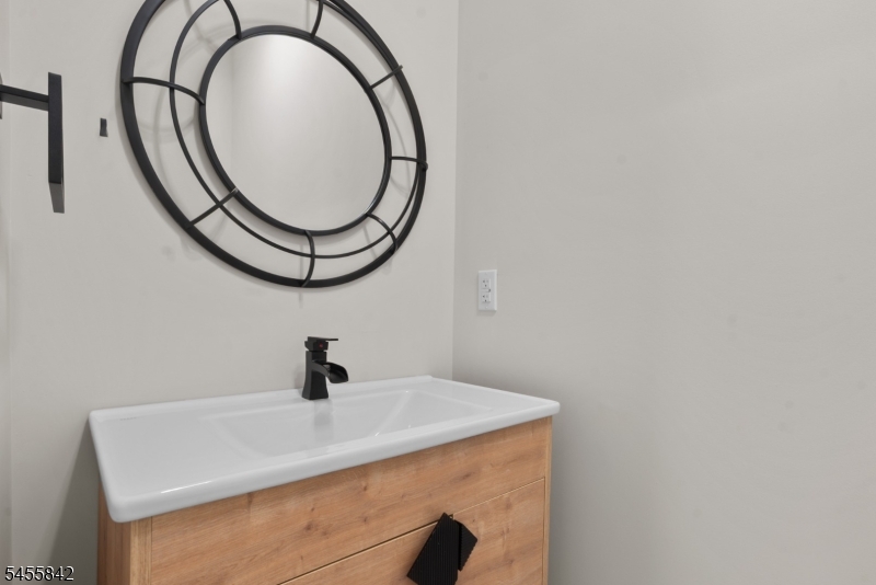 41 Lefke Ln Property Photo 29