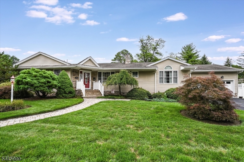 5 Harmer Ter Property Photo 2