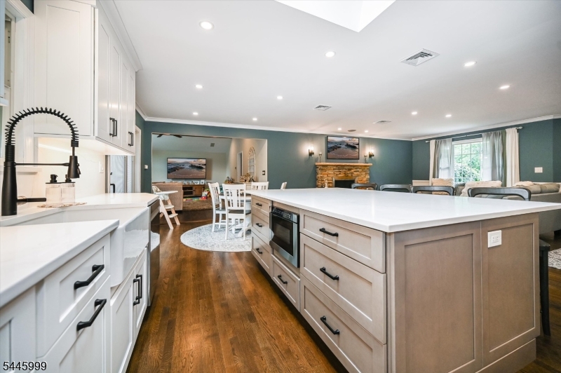 5 Harmer Ter Property Photo 10