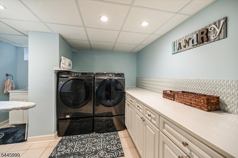5 Harmer Ter Property Photo 25